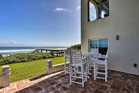 Condo with Patio 3 Mi to Indialantic Boardwalk