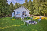 Cottage in Roweleys Bay with Deck  Fall Colors