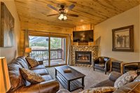 Cozy Condo with Mtn Views and Deck - Walk to Grand Lake