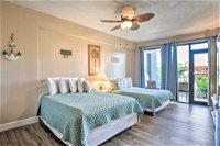 Cozy Daytona Beachfront Condo with Resort Amenities