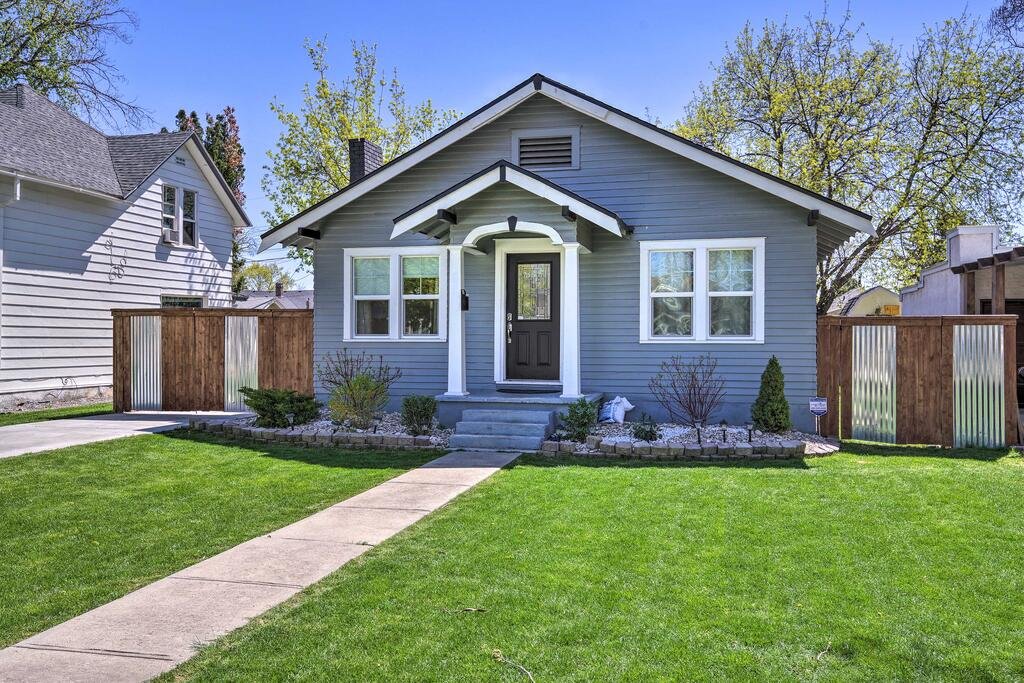 Cute Home in Downtown Nampa with Patio  Yard Orlando Tourists