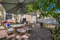 Downtown Stuart Home - Minutes to Beach  Dining