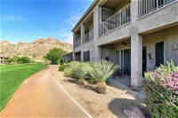 Gold Canyon Townhouse on Golf Course with Mtn Views