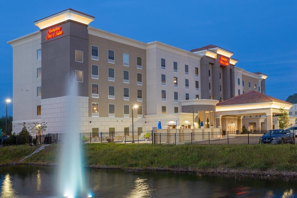 Hampton Inn and Suites Jacksonville/Orange Park FL Orlando Tourists
