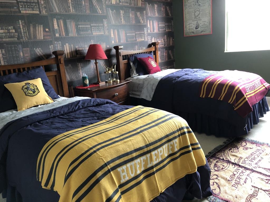 Harry Potter and Princess Themed Rooms Orlando Tourists