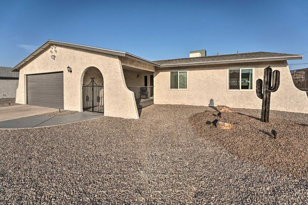 Havasu Home With Fire Pit & Grill Less Than 3 Mi To Lake - thumb 1