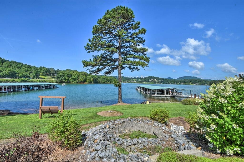 Hiawassee Haven on Lake Chatuge with Boat Slip Orlando Tourists