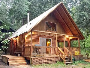 Holiday Home 17MBR Rustic Family Cabin