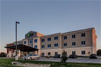 Holiday Inn Express  Suites - Gatesville