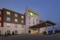Holiday Inn Express  Suites Bay City