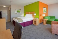Holiday Inn Express Hotel  Suites Clute-Lake Jackson