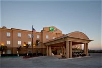 Holiday Inn Express Hotel  Suites Zapata
