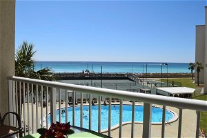 Holiday Surf And Racquet Club 314