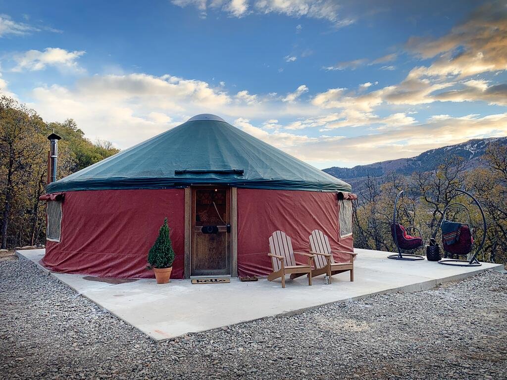 Horseshoe Holler Luxury Yurt - Internet Find