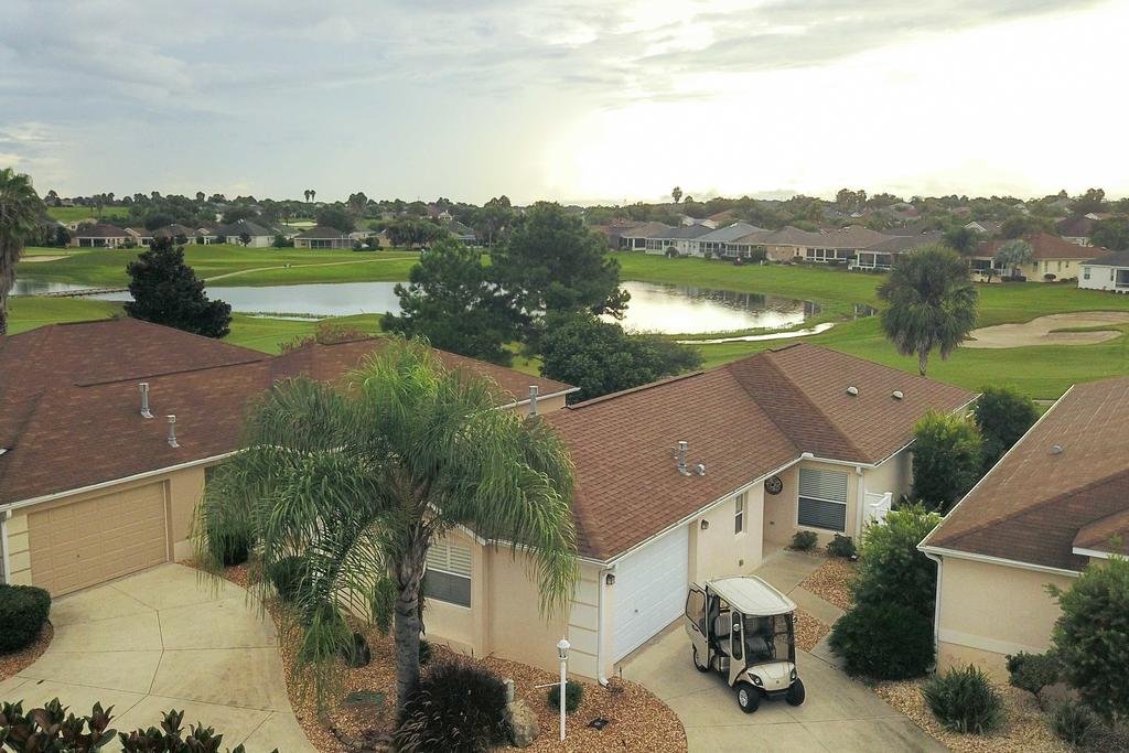 House on Golf Course 2.5 Mi to Lake Sumter Orlando Tourists
