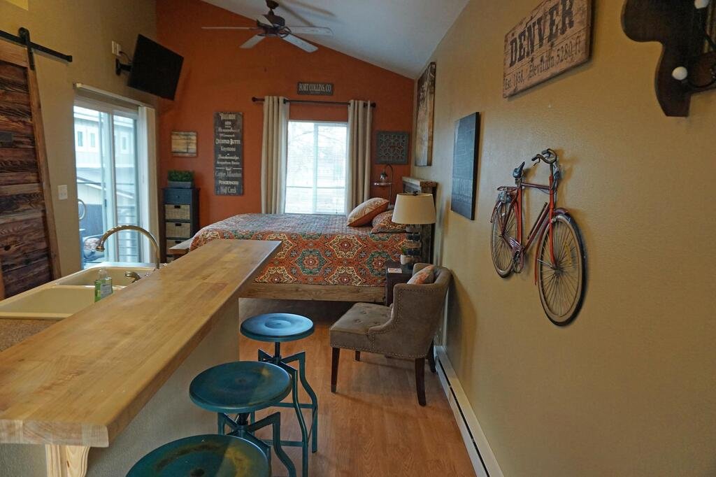 Industrial Old Town Bungalow with Free Cruiser Bikes Orlando Tourists