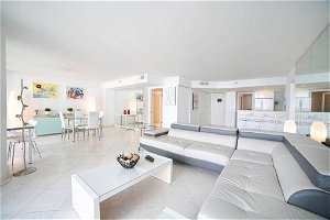 Kohcoon - Bayview Gem At Grand DoubleTree, Luxury 2 Beds