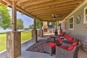Lakefront Retreat With Private Dock & Bar Hut!