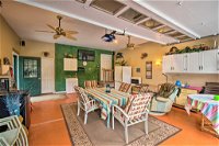 Book Deckerville Accommodation Vacations DBD DBD