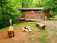 Lil' Log at Hearthstone Cabins and Camping