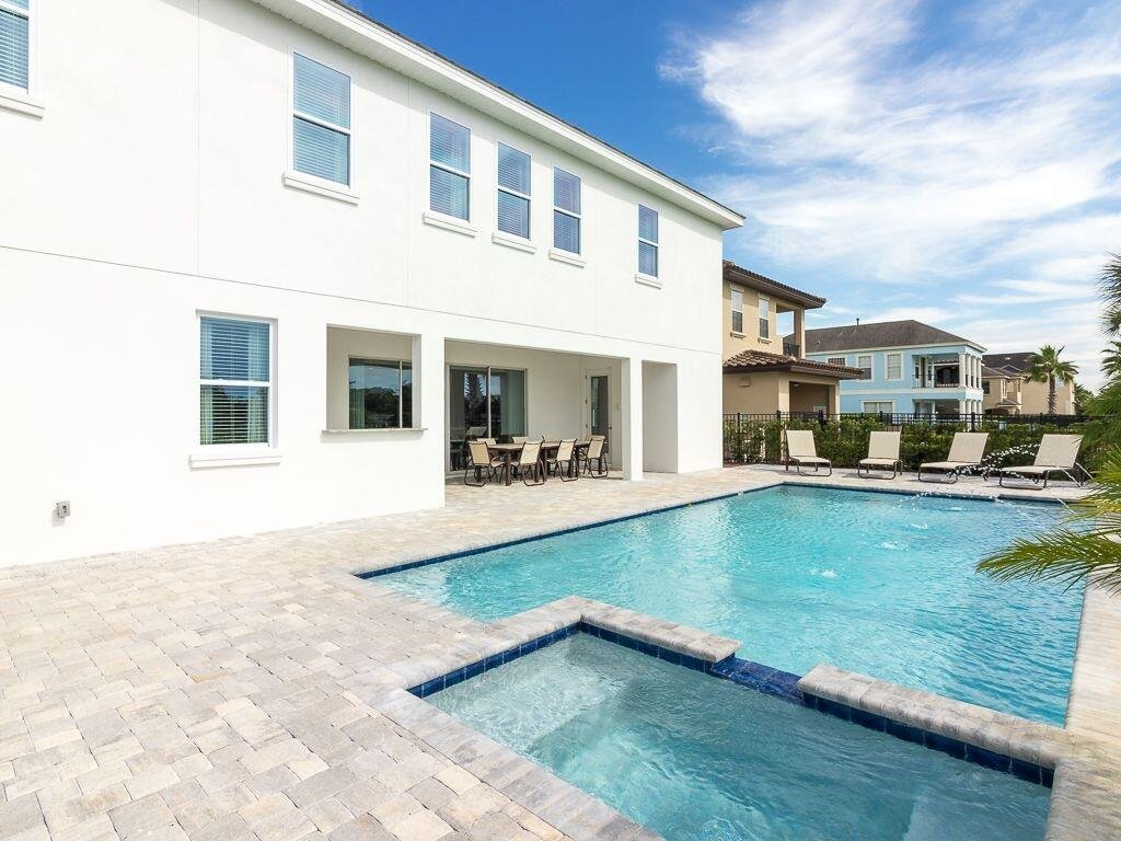 Luxurious 14BR / 14BA Home - Private Pool  Spa home Orlando Tourists