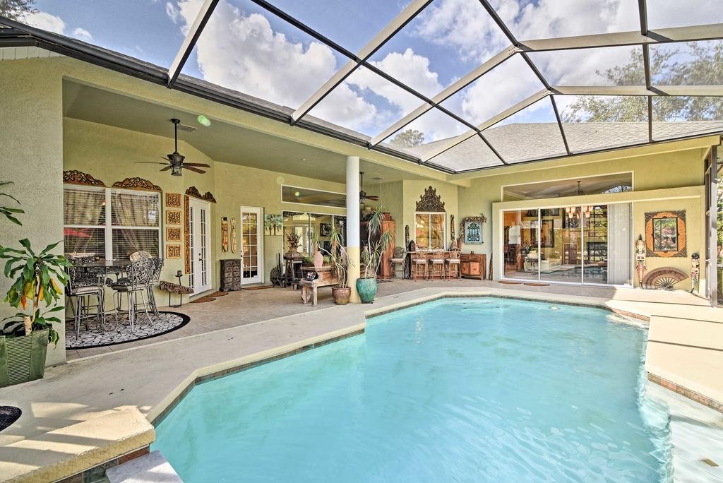 Luxurious Home with Private Pool and Lanai Near Tampa Orlando Tourists
