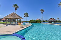 Matagorda Townhome with Deck Views Pool Access