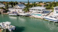 Mel's Fishing Paradise 2bed/2bath with private pool  dockage