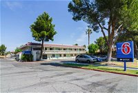 Motel 6-Barstow CA