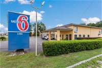 Motel 6-Macclenny FL