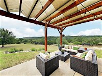 New Listing Hill Country Bliss W/ Big Backyard Home