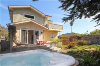 New Listing Modern Beach House w/ Hot Tub home