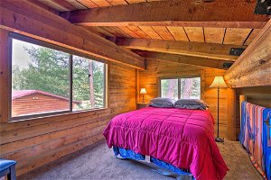 NEW! Rustic Idaho Cabin Near Payette Natl Forest!