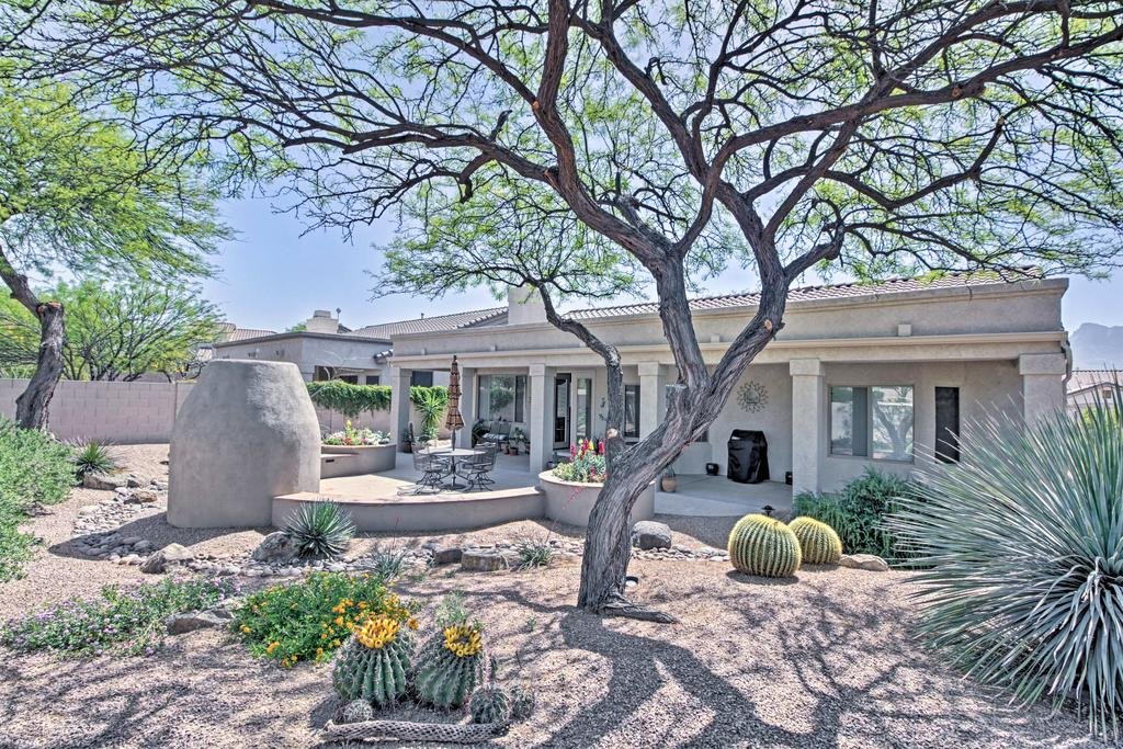 Oro Valley House with Outdoor Fireplace  Mtn Views Orlando Tourists