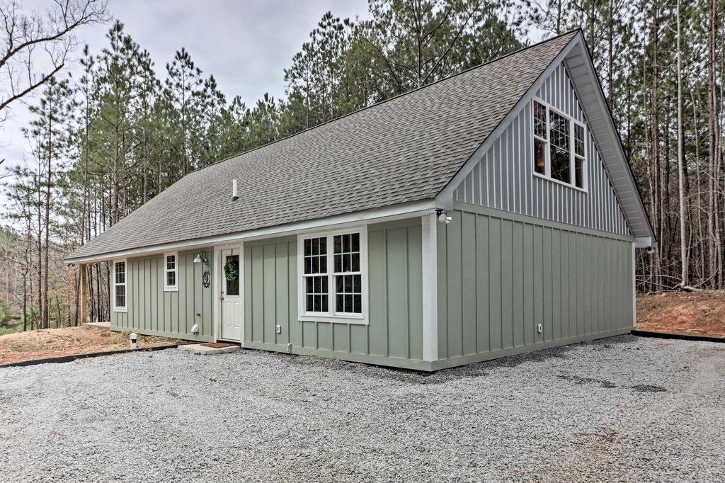 Peaceful Family Cabin on 10 Acres with Game Room Orlando Tourists