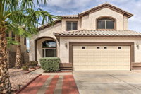 Pet-Friendly Home 2 Mi From Peoria Sports Complex