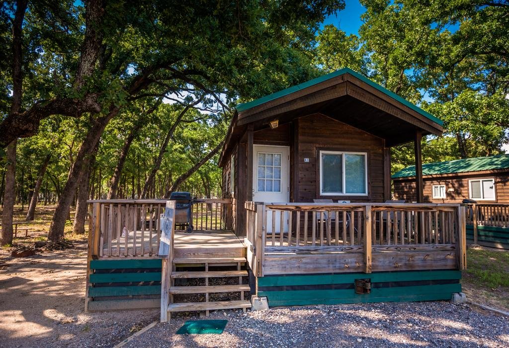 Pio Pico Camping Resort One-Bedroom Cabin 13 Orlando Tourists