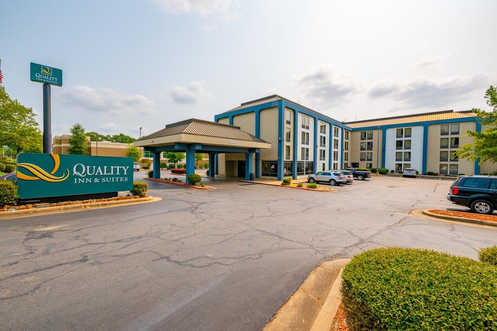 Quality Inn  Suites North Little Rock Orlando Tourists