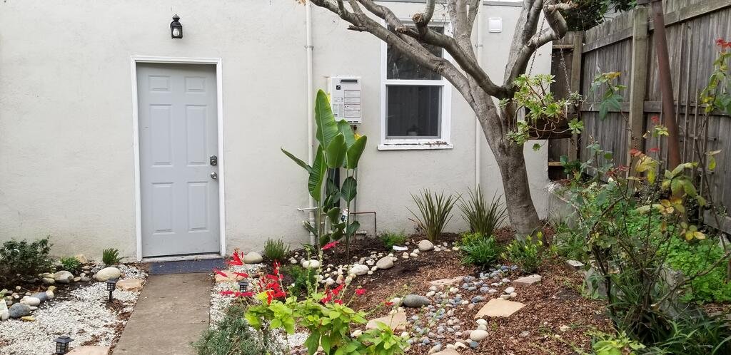 Remodeled Cottage in Berkeley/Oakland Rockridge Orlando Tourists