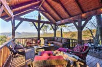 Sapphire Cabin with Deck Mtn Views and Pool Access