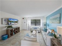 Seas The Day 2 - Newly Renovated 2BR Condo on Singer Island Duplex