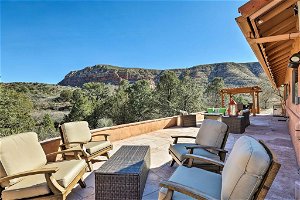 Secluded Sedona Home With Patio And Red Rock Views
