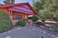 Southwestern Kanab Cottage with Patio and Views