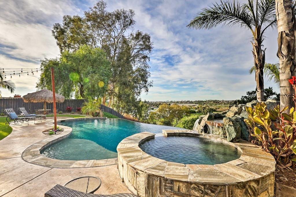 Spectacular Chula Vista House with Backyard Oasis Orlando Tourists