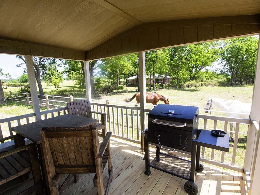 Stable View Cottages - Accommodation Texas