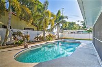 Sunny Seminole Home with Pool 4 Miles to Beach
