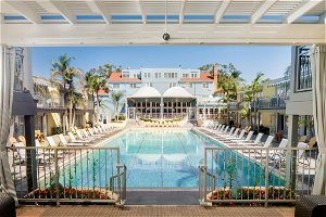 The Lafayette Hotel, Swim Club & Bungalows