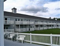 Vacation Resort Suites with River View in Bethel Maine