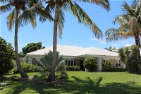 verobeachvilla Florida Coastal Contemporary Luxurious 4BR Pool SPA Vacation Rental Villa