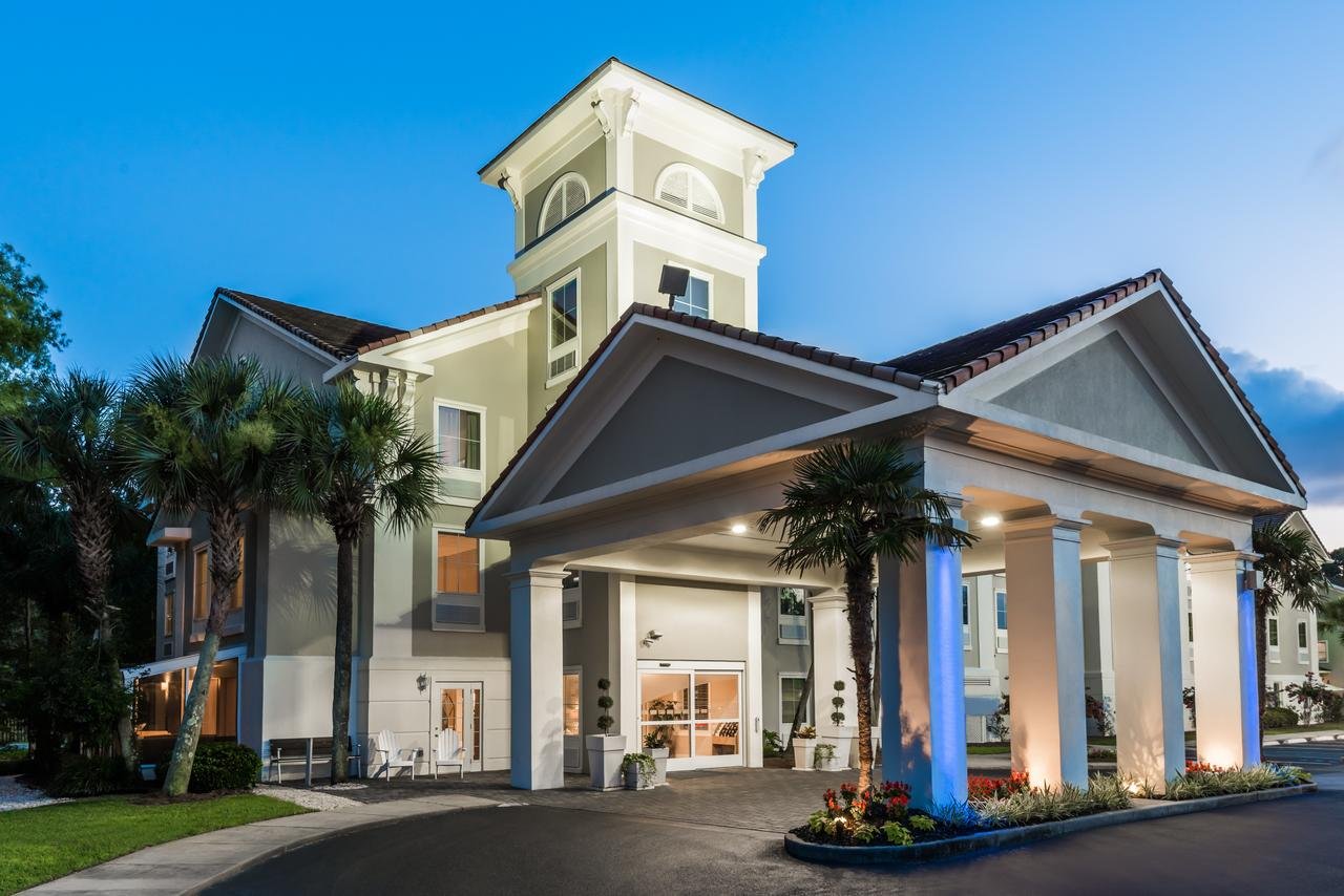 Holiday Inn Express Fairhope - Point Clear - Accommodation Los Angeles
